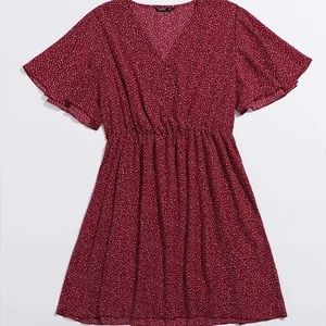 Red polka dot dress v neck